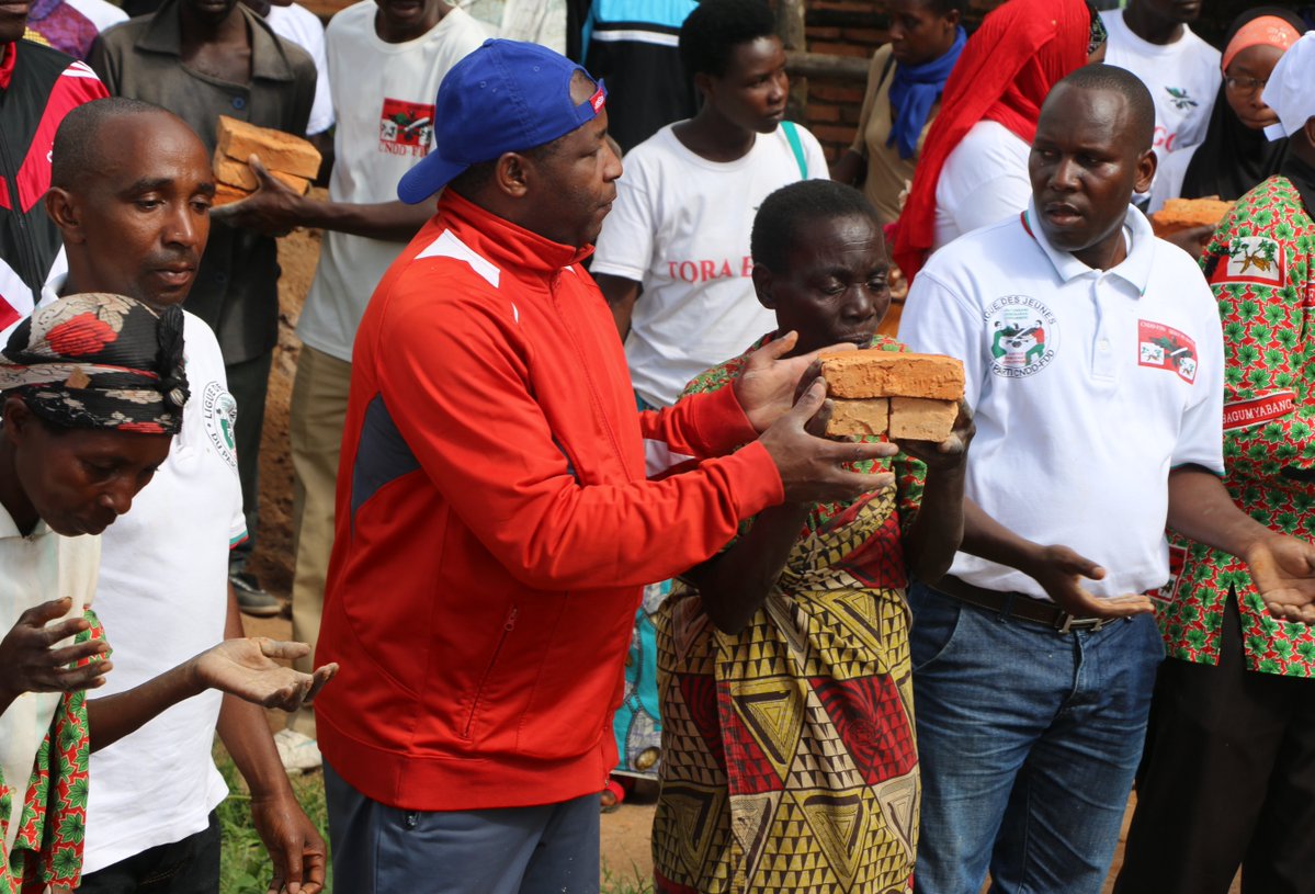 Burundi : Le CNDD-FDD contruit sa permanence provinciale de Ruyigi ( Photo : CNDD-FDD, INTUMWA  2019 )