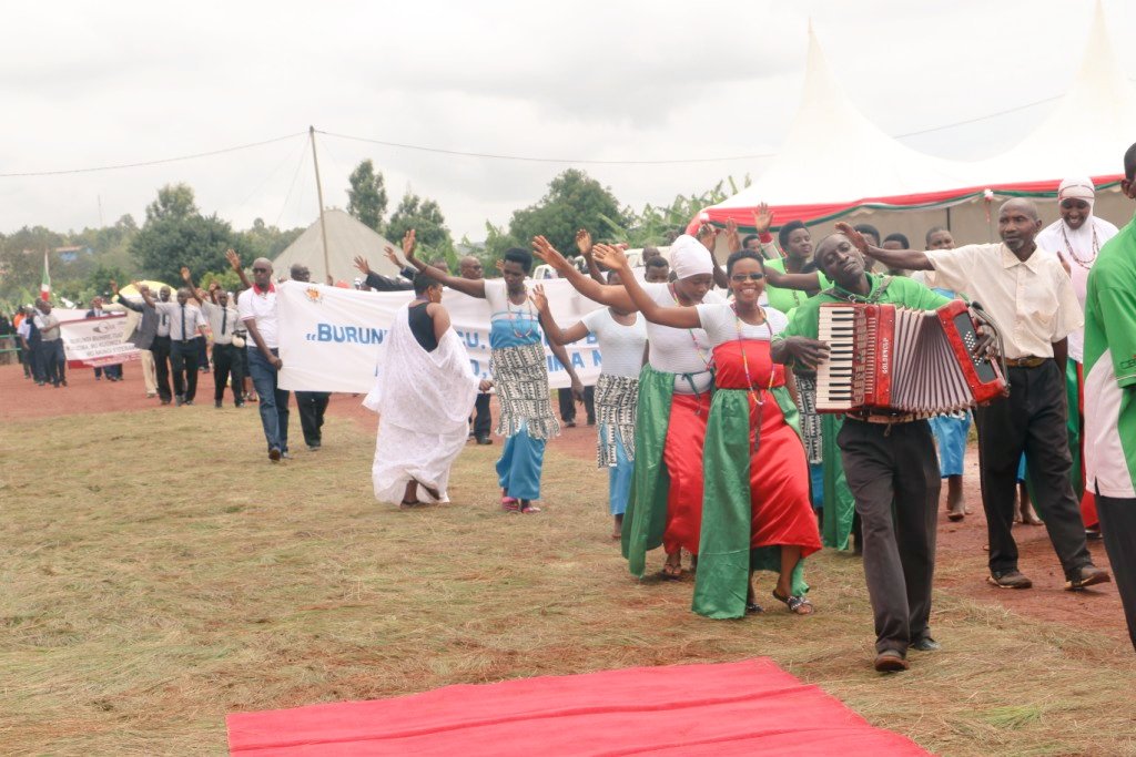Burundi : 1 Mai - S.E. Butore Joseph, à Ngozi pour la fête du travail ( Photo : VicePresidence.bi  2019 )