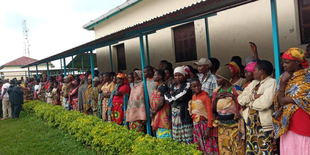 Burundi : Don de 1,1 tonnes de riz à 110 défavorisés de Muyinga ( Photo : INTUMWA  2019 )