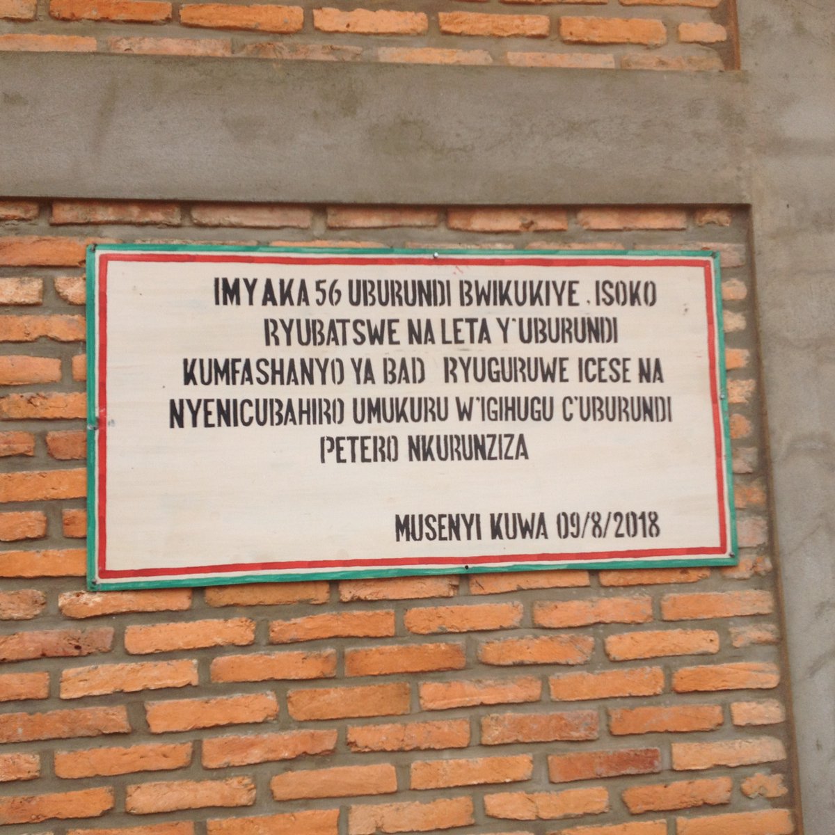 Burundi : Un comptable de Makamba content du climat des affaires ( Photo : urumuri news 2019 )