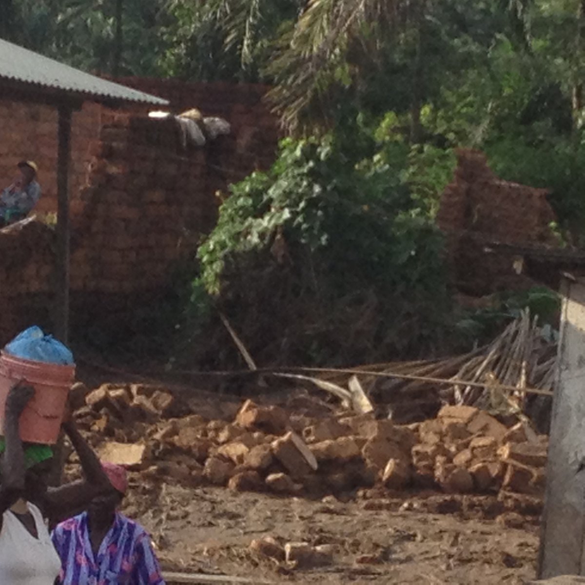 Burundi : 28 maisons détruites suite au débordement de la rivière Nyengwe ( Photo :Urumuri News  2019  )