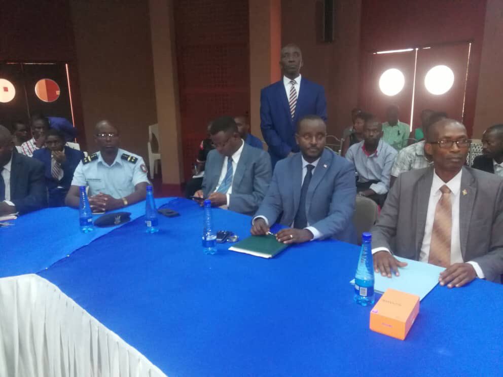 Burundi : Le CNC délivre la carte de presse aux journalistes ( Photo : INTUMWA, ABP, IMVAHO  2019 )