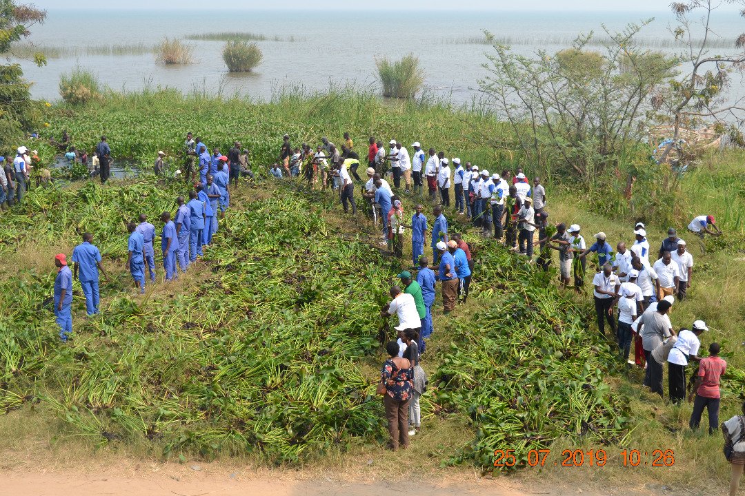 Burundi : La célébration de la journée nationale du Lac Tanganyika ( Photo : RTNB.BI, Ministère burundais de l'environnement  2019 )