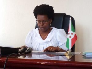 Burundi : Travaux de développement pour les jeunes pendant les vacances ( Photo : RTNB.BI 2019 )
