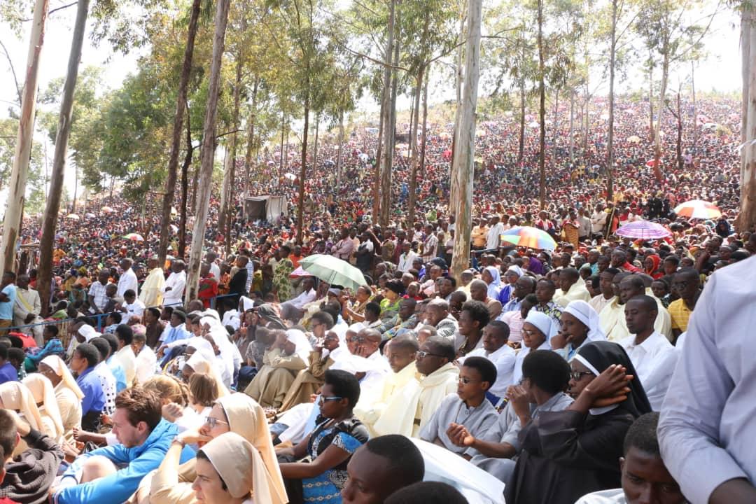 Burundi : Près de 100.000 Barundi à Mugera pour fêter l'Assomption ( Photo : Assemblee.bi, Province Gitega , RTNB.BI, Imvaho.org 2019 )