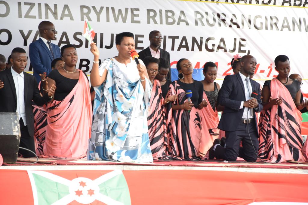 Burundi : La Famille Présidentielle organise 5 jours de louanges à IMANA ( Photo : RTNB.BI  2019 )