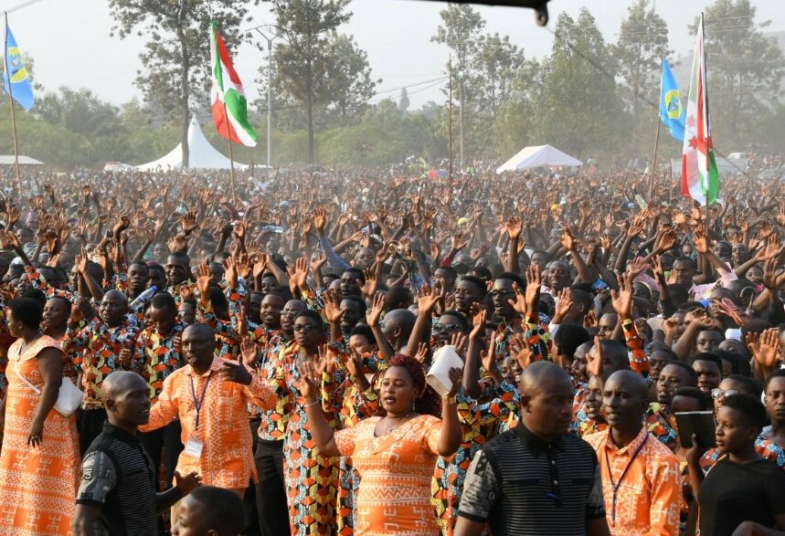 Burundi : La Famille Présidentielle organise 5 jours de louanges à IMANA ( Photo : Jean-Claude Nshimirimana  2019 )