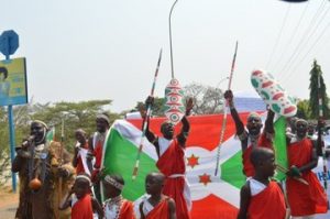 Burundi : 50.000 manifestants contre l'usurpation du Tambour par le Rwanda ( Photo : Le Renouveau, RTNB.BI, IndundiMag   2019 )
