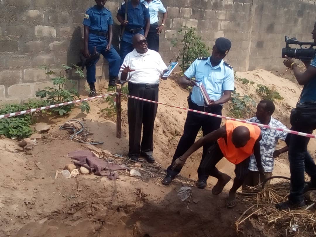 GENOCIDE : La CVR du Burundi exhume des restes de corps ( Photo : ABP  2019 )