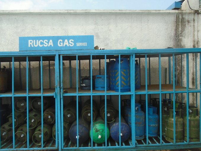 Burundi : Un commerçant veut remplacer le charbon de bois par le gaz ( Photo : Burundi-Eco 2019 )