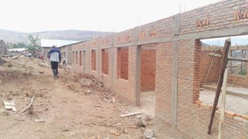 Burundi :TDC -Construction de l'Ecole Technique de Ruyaga à Bururi ( Photo : INTUMWA 2019 )
