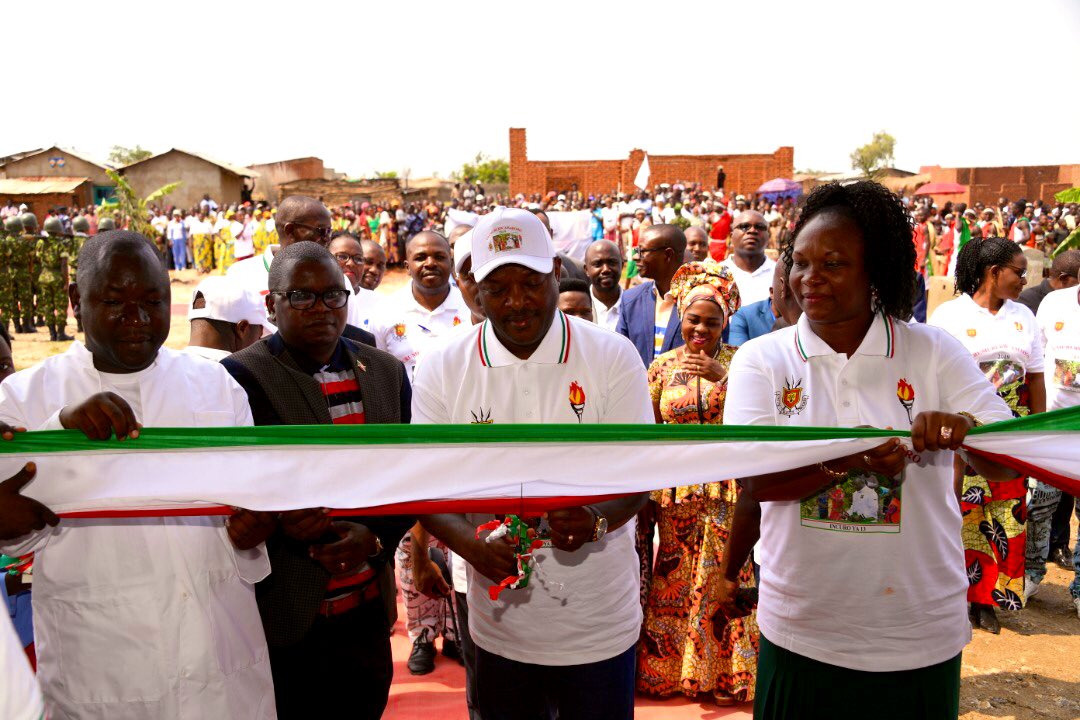 Burundi : Inauguration de l’Hôpital de Gatumba, Bujumbura  ( Photo : Présidence.bi  2019 )