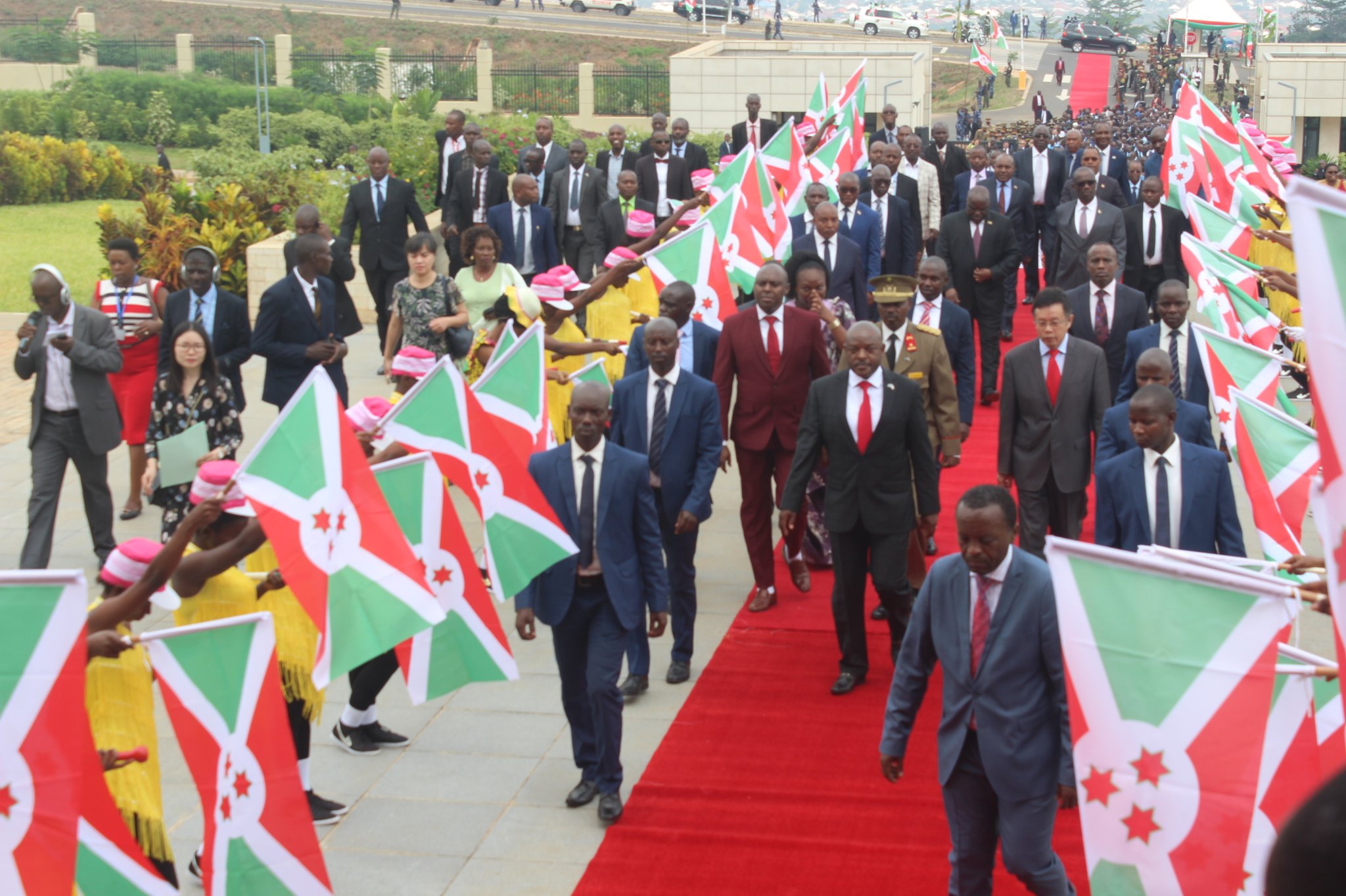Burundi / Chine  :  Inauguration du palais présidentiel  NTARE RUTSHATSI HOUSE ( Photo : EJOHEZA NEWS, UMURINGA   2019 )