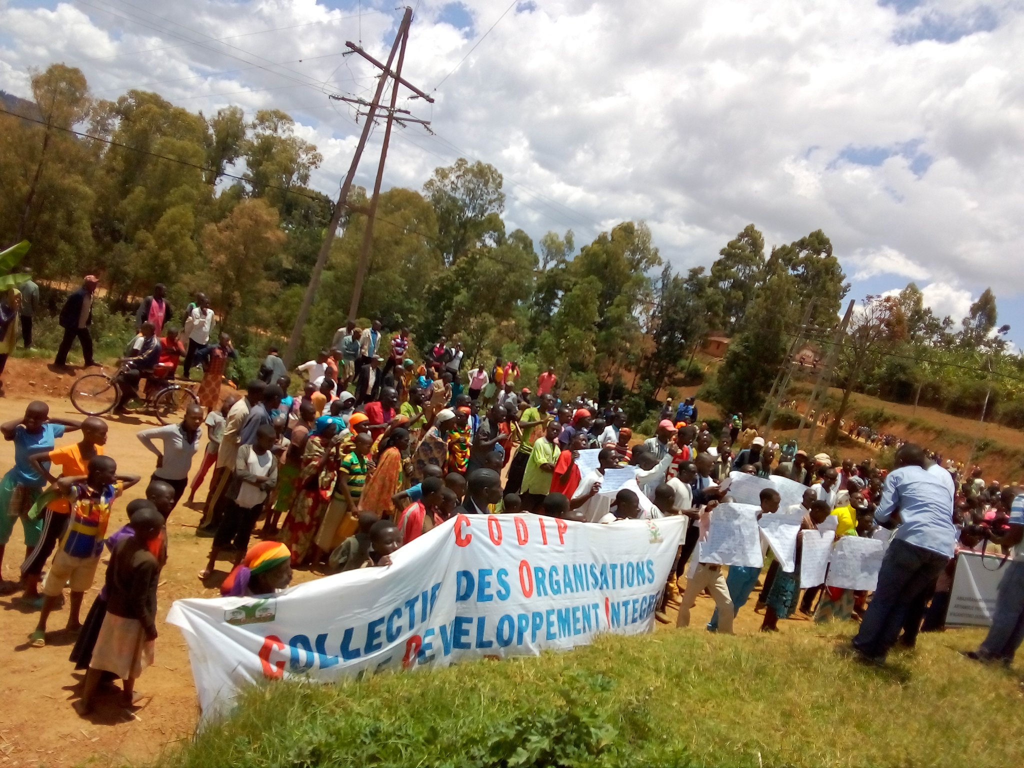 Burundi : Un mouvement -Décolonial- de 500.000 manifestants ( Photo : ACOPA, Province de GITEGA, ABP, IRADUKUNDA Dieudonné, Joel Nzoyisaba, Jaguar Aymar, Province Kirundo  2019   )