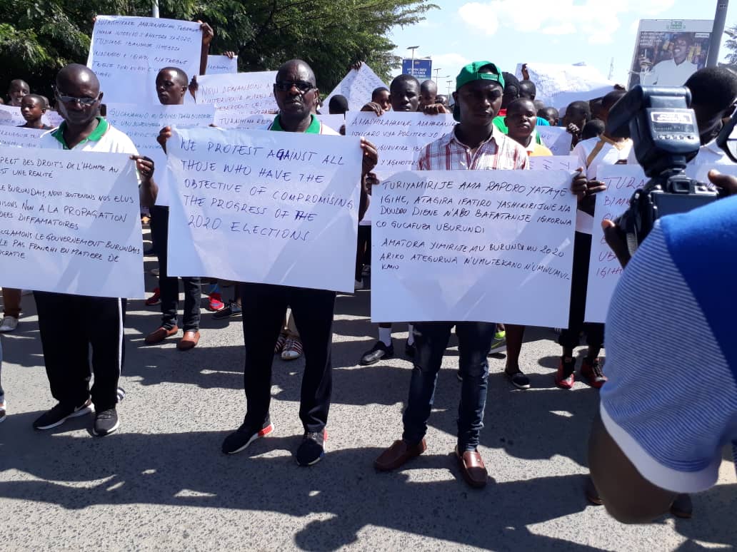 Burundi : Un mouvement -Décolonial- de 2 Millions de manifestants ( Photo : ACOPA, Province de GITEGA, ABP, IRADUKUNDA Dieudonné, Joel Nzoyisaba, Jaguar Aymar, Province Kirundo  2019   )