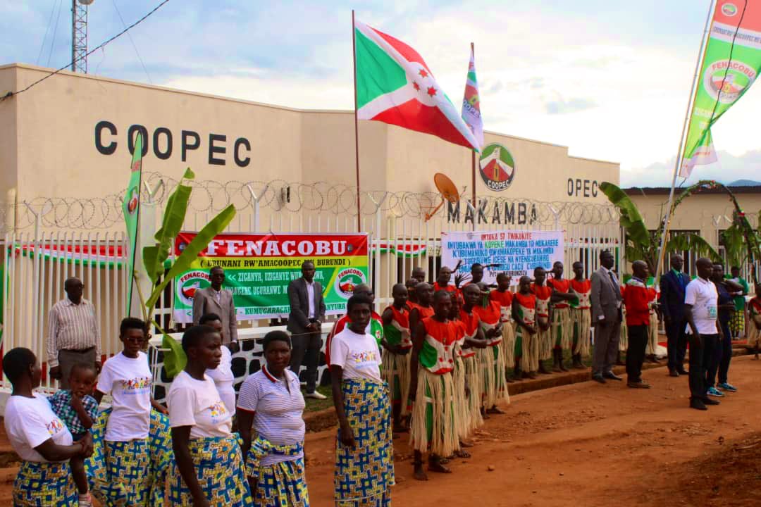 Burundi : Inauguration d'une agence COOPEC à MAKAMBA ( Photo : Ntare Rushatsi House 2019 )