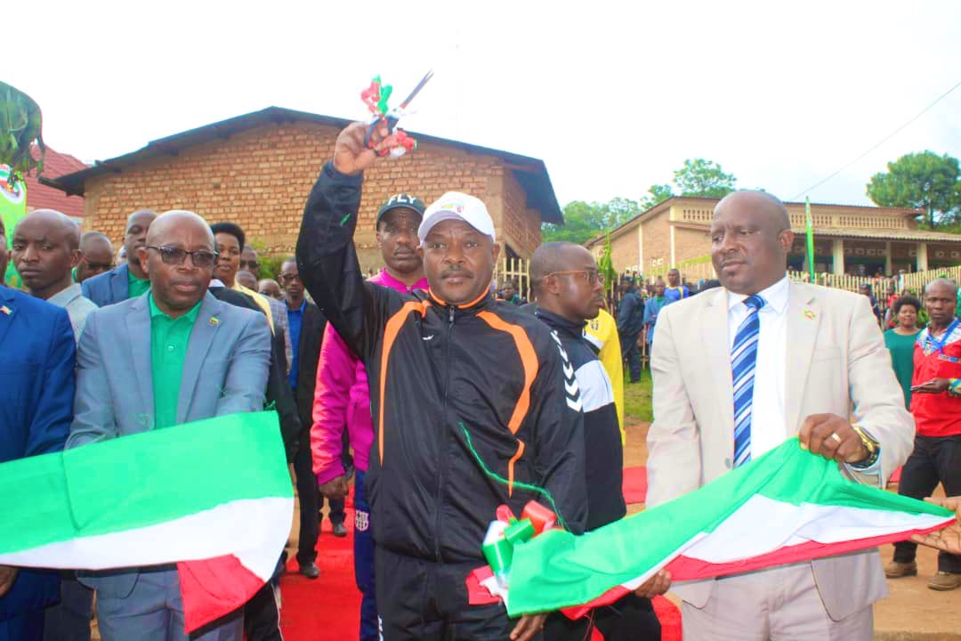 Burundi : Inauguration d'une agence COOPEC à MAKAMBA ( Photo : Ntare Rushatsi House 2019 )