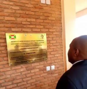 Burundi : Inauguration d'une école à 3 niveaux,le Harvest School de Kiganda ( Photo : 2ème Vice Présidence du Burundi 2019 )