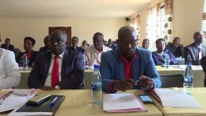 Burundi : ISABU - La SOSUMO utilisera un engrais organique de la FOMI ( Photo : rtnb.bi 2019 )
