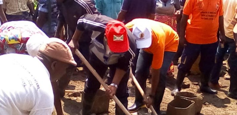 Burundi : TDC – Paver 3 classes de l’Ecole Fondamentale de RUZIBIRA / BUBANZA