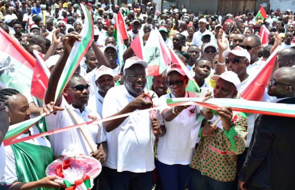 Burundi : Des milliers de militants CNDD-FDD inaugurent la Permanence MUKAZA