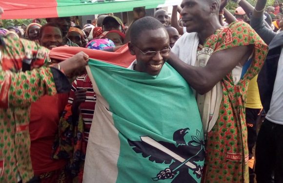 Burundi : Le Chef de la JRR – UPRONA quitte et adhère au CNDD-FDD / MWARO