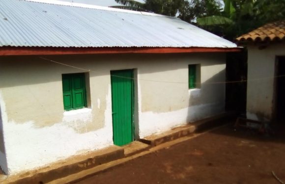Burundi : 6 maisons construites pour les nécessiteux par le CNDD-FDD / KARUSI
