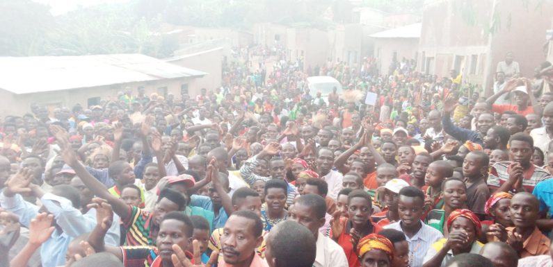 Burundi :  Démonstration de force du CNDD-FDD sur la colline KINYOVU / KIRUNDO