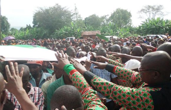 Burundi : La section collinaire CNDD-FDD de NYAGATOVU a 295 nouvelles recrues / KIRUNDO