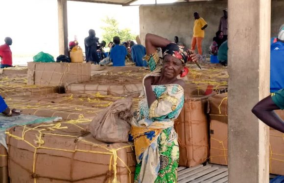 Burundi : Une commerçante grossiste au port de RUMONGE