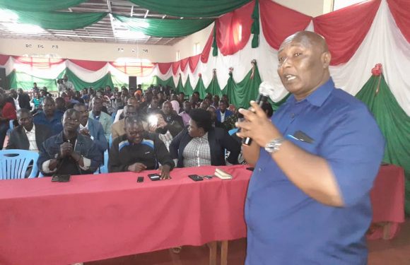 Visite du Gouverneur du District Kibondo de Tanzanie à Ruyigi / Burundi