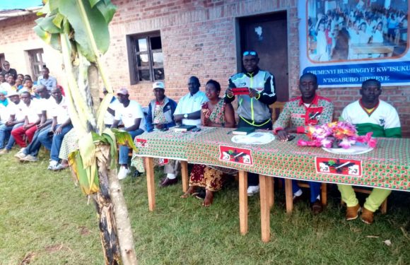 Burundi : Le CNDD-FDD MUYINGA en réunion avec BWICA et RUGANIRWA