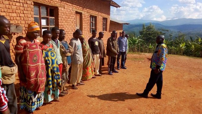 Burundi : Le CNDD-FDD colline KARAMBI reçoit des membres ex-CNL / KAYANZA
