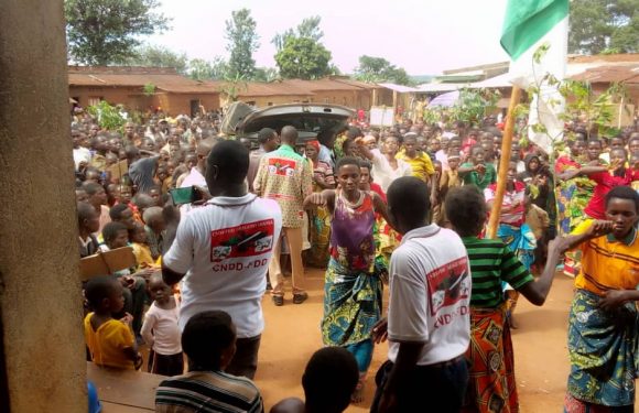 Burundi : Rencontre avec la section collinaire CNDD-FDD KANYAGU / KIRUNDO