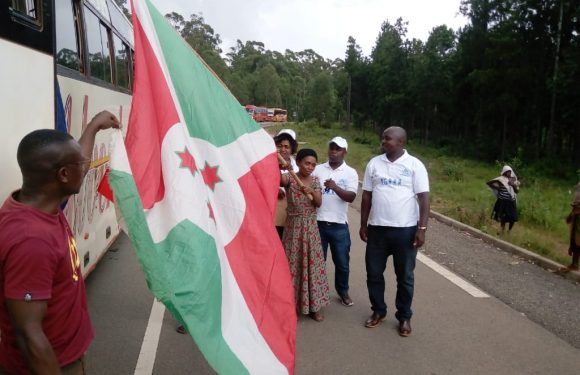 Burundi : 425 réfugiés Burundais rapatriés de Tanzanie / MAKAMBA