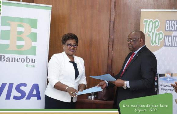 BURUNDI : Remise et Reprise à la BANCOBU entre SINDAYIGAYA et GIRUKWISHAKA