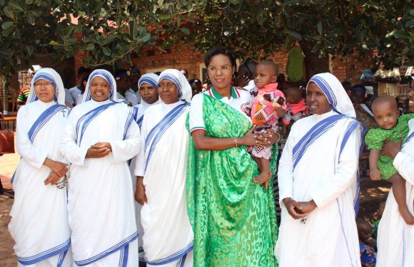 BURUNDI : Visite au Centre des Missionnaires de la Charité CALCUTTA / MUYINGA