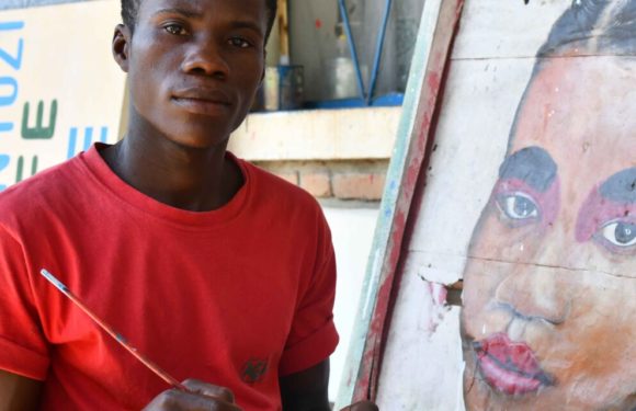 BURUNDI : BUKURU Mechak, portraitiste de RUMONGE