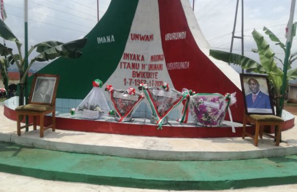 BURUNDI : Commémoration du Héros national MUGANWA Feu RWAGASORE / BURURI
