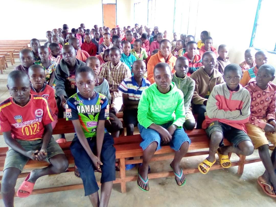 BURUNDI : Les IMBONERAKURE de GITANGA préparent les élections de 2025 / RUTANA