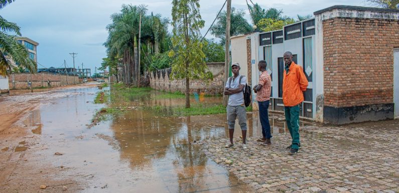 BURUNDI : La montée spectaculaire des eaux du TANGANYIKA inquiète / BUJUMBURA