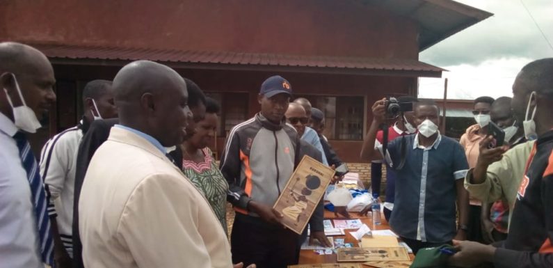 BURUNDI : Exposition des jeunes entrepreneurs à BUKEYE / MURAMVYA