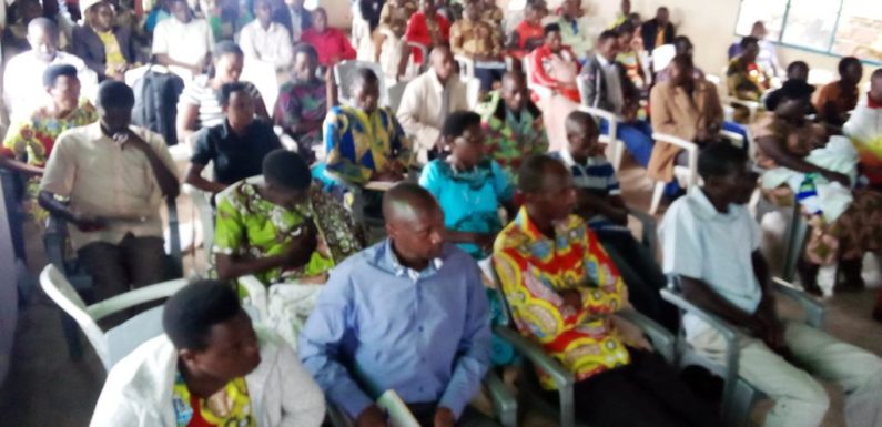BURUNDI : Réunion communale à NTEGA / KIRUNDO