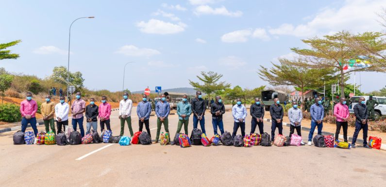 BURUNDI / RWANDA : La RDF remet 19 brigands transfrontaliers à la FDNB