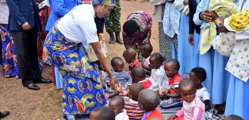 BURUNDI : Petite visite à L’ORPHELINAT NOTRE DAME DE LOURDES à MUREMERA / CANKUZO