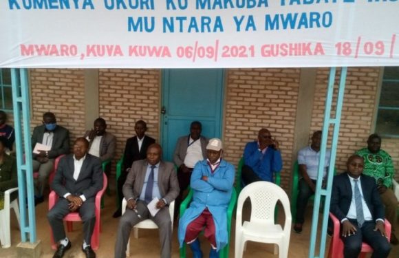 BURUNDI : TRAVAUX DE DEVELOPPEMENT COMMUNAUTAIRE – Curer les caniveaux sur LA ROUTE RN9 à MUSIGATI / BUBANZA