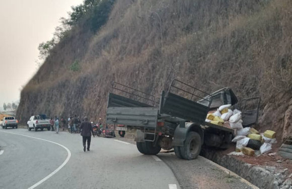 BURUNDI : Un accident d’un camion militaire à MABANDA fait 3 morts / MAKAMBA
