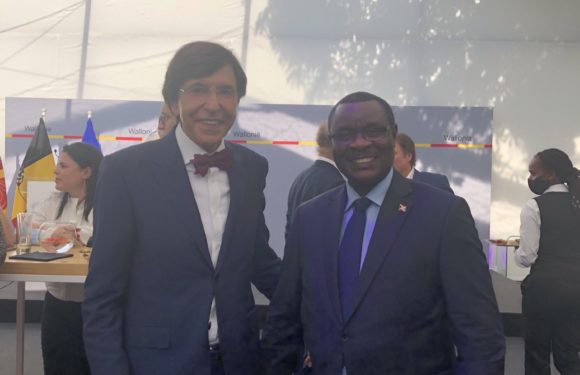 BURUNDI / BELGIQUE : Amb. NTAHIRAJA Thérence invité aux Fêtes de WALLONIE par le Ministre-Président DI RUPO