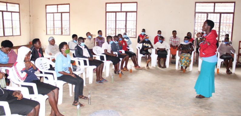 BURUNDI : Réunion des filles de la zone RUSHUBI à ISARE / BUJUMBURA