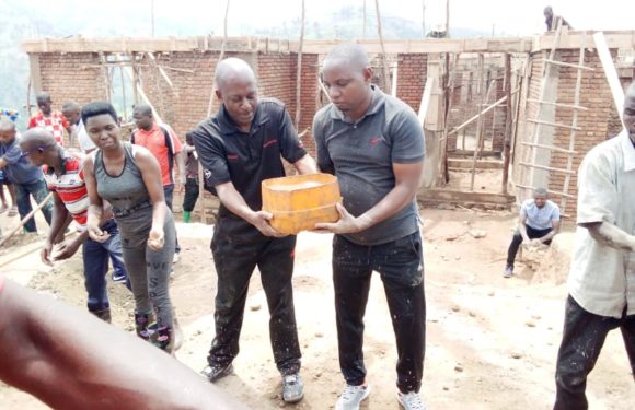 BURUNDI : TDC – Bâtir le centre de santé de NYOMVYI à MPANDA / BUBANZA